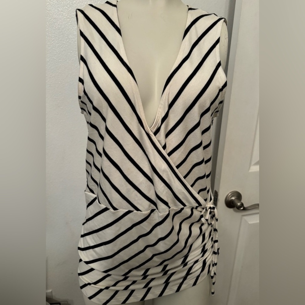 Banana Republic striped top M